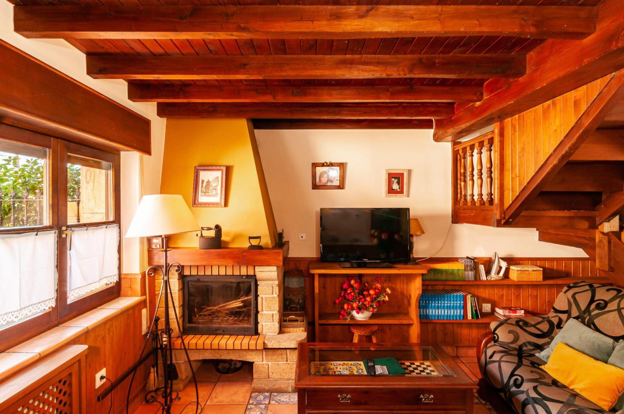 Casa Rural La Regoria Carrena de Cabrales Exteriér fotografie