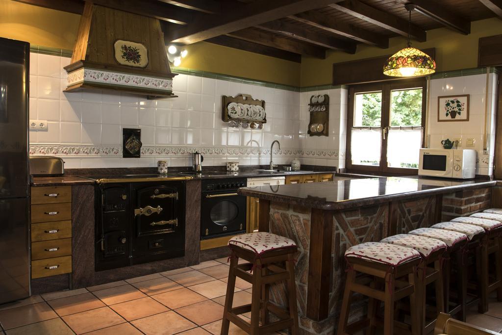 Casa Rural La Regoria Carrena de Cabrales Exteriér fotografie